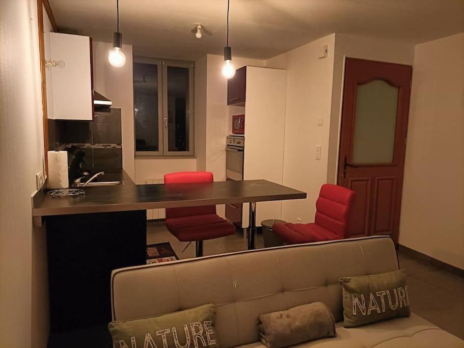 La Maison Du Bonheur Saint-Germain-Laval  Exteriör bild